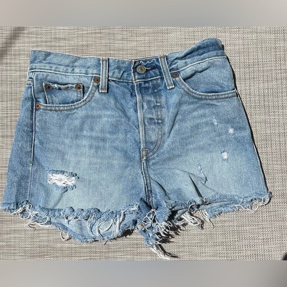 Women’s Levi Jean Shorts